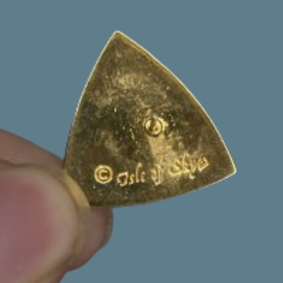 Vintage Triangular Isle of Skye Pink Swirl Pierced Stud Earrings Signed Gold Tn - Picture 2 of 4